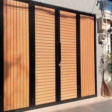 Cửa gỗ nhựa ngoài trời tại Quận 12
