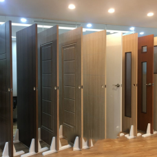 Thi Công Lắp Đặt Cửa Nhựa Giả Gỗ Tại Quận 9 Giá Rẻ