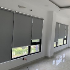 Lắp đặt rèm chống nắng tại Đông Hòa