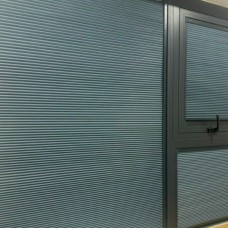 Lắp đặt vách ngăn rèm tổ ong tại Quận 2