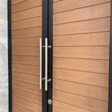 Nhận Thi Công Cổng Ốp Gỗ Nhựa Uy Tín Tại Linh Trung - Thủ Đức