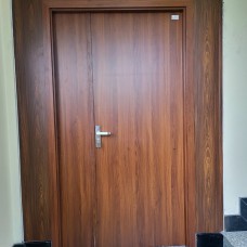 NƠI CUNG CẤP VÀ LẮP ĐẶT CỬA COMPOSITE TẠI HIỆP BÌNH CHÁNH - THỦ ĐỨC