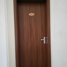 NƠI CUNG CẤP VÀ LẮP ĐẶT CỬA COMPOSITE TẠI LINH TÂY - THỦ ĐỨC