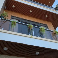 Thi công lam sóng gỗ nhựa uy tín tại Dĩ An