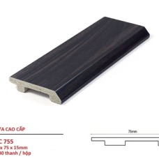 Thi công len chân tường nhựa PVC tại Dĩ An 