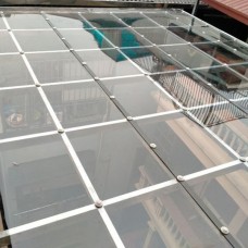 Thi công tấm lợp lấy sáng Polycarbonate tại Thủ Đức